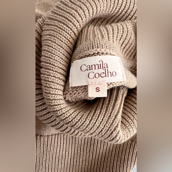 NWOT Camila Coelho camel color turtleneck sweater with gold flecks small - Picture 9 of 10